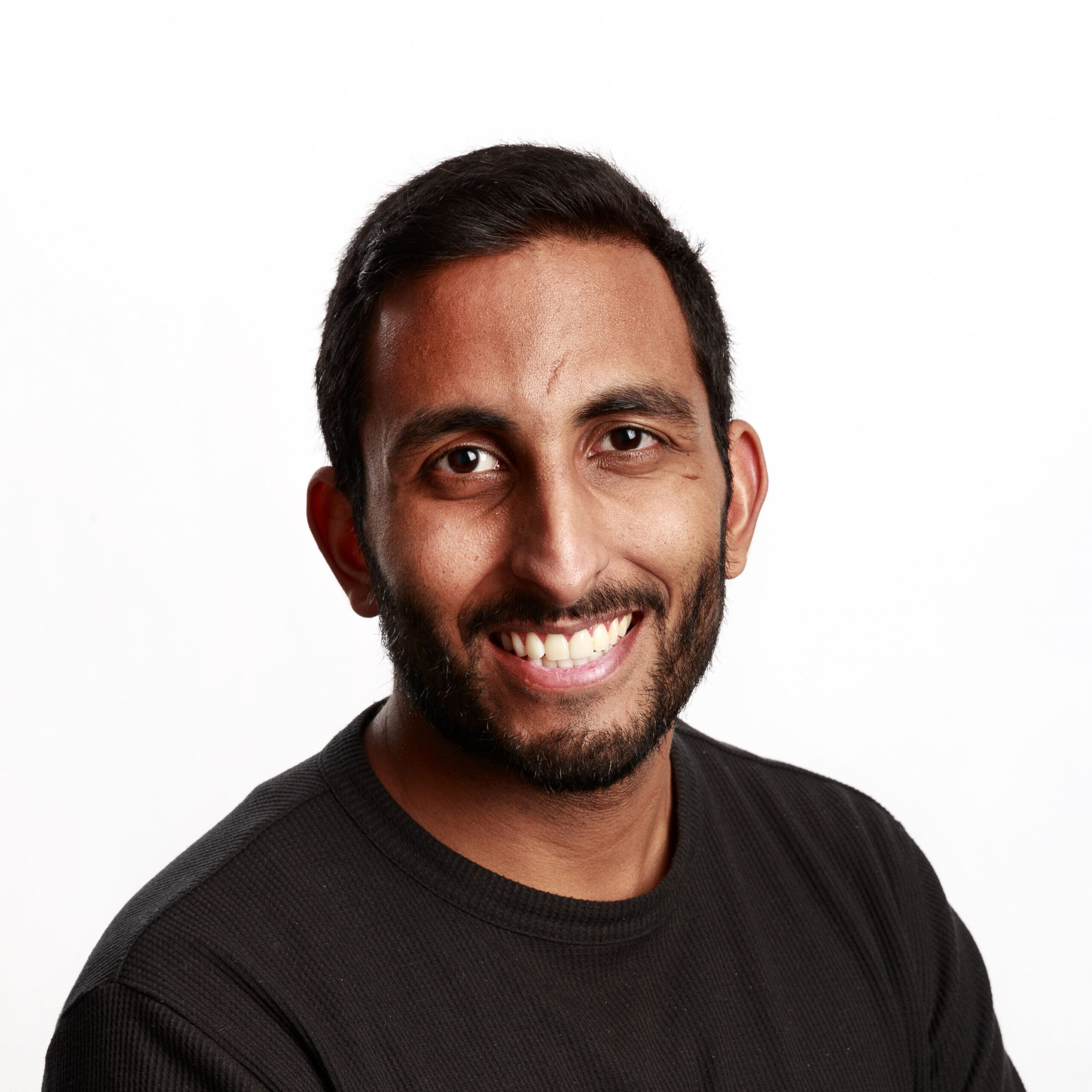 3411305fab8c-Anmol_Headshot-e1662847890445.jpg